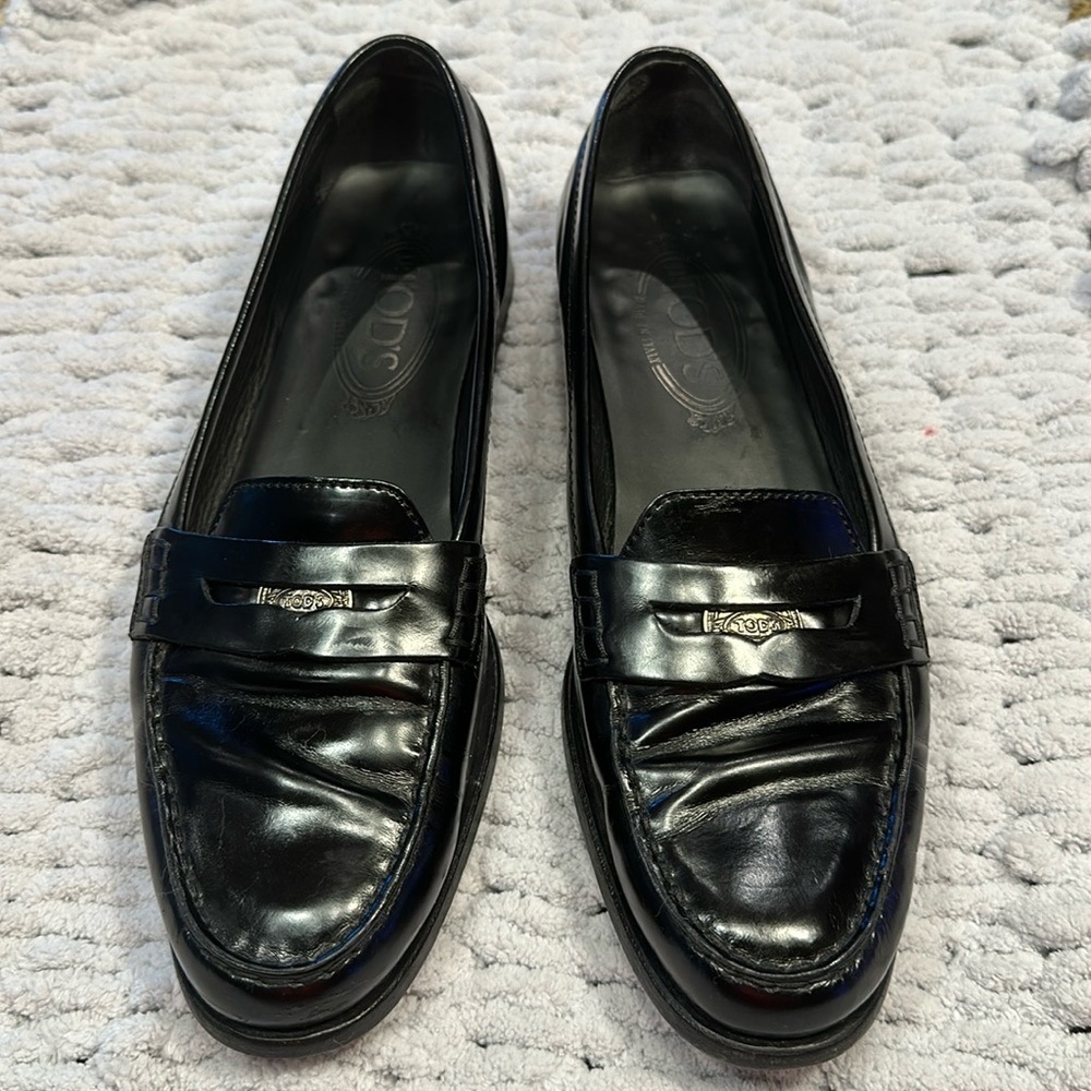 TOD’S Black Leather Penny Loafer Slip On Driving Shoe - Women’s Size EU 38.5